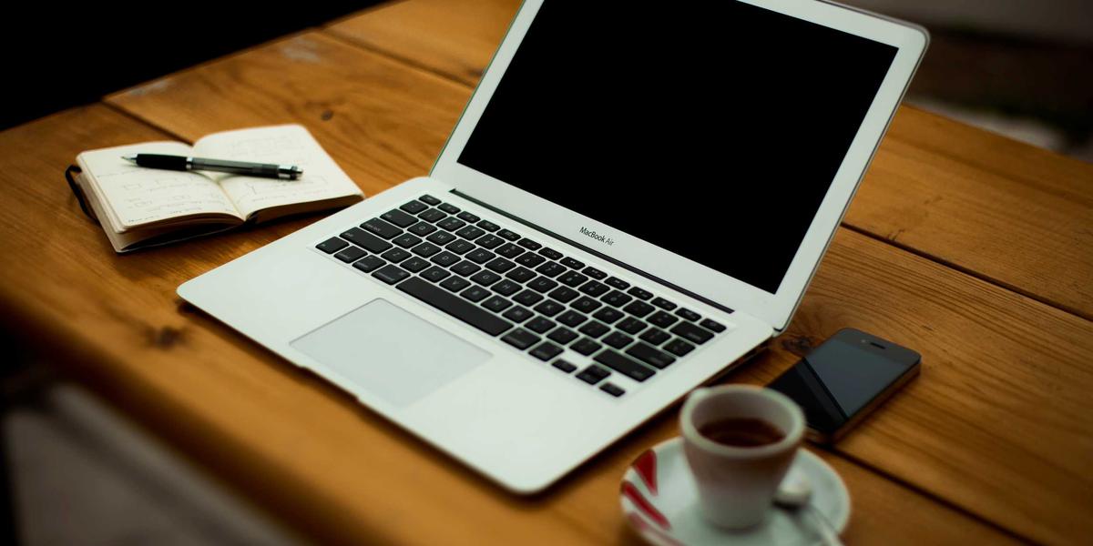 Nowoczesny i responsywny projekt strony internetowej dla małych firm w Polsce